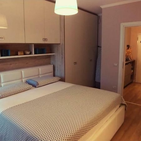 West Beach Apartment Dıraç Dış mekan fotoğraf