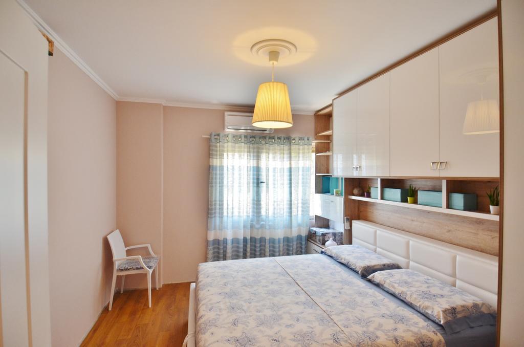 West Beach Apartment Dıraç Dış mekan fotoğraf