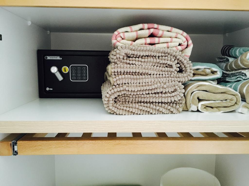 West Beach Apartment Dıraç Dış mekan fotoğraf