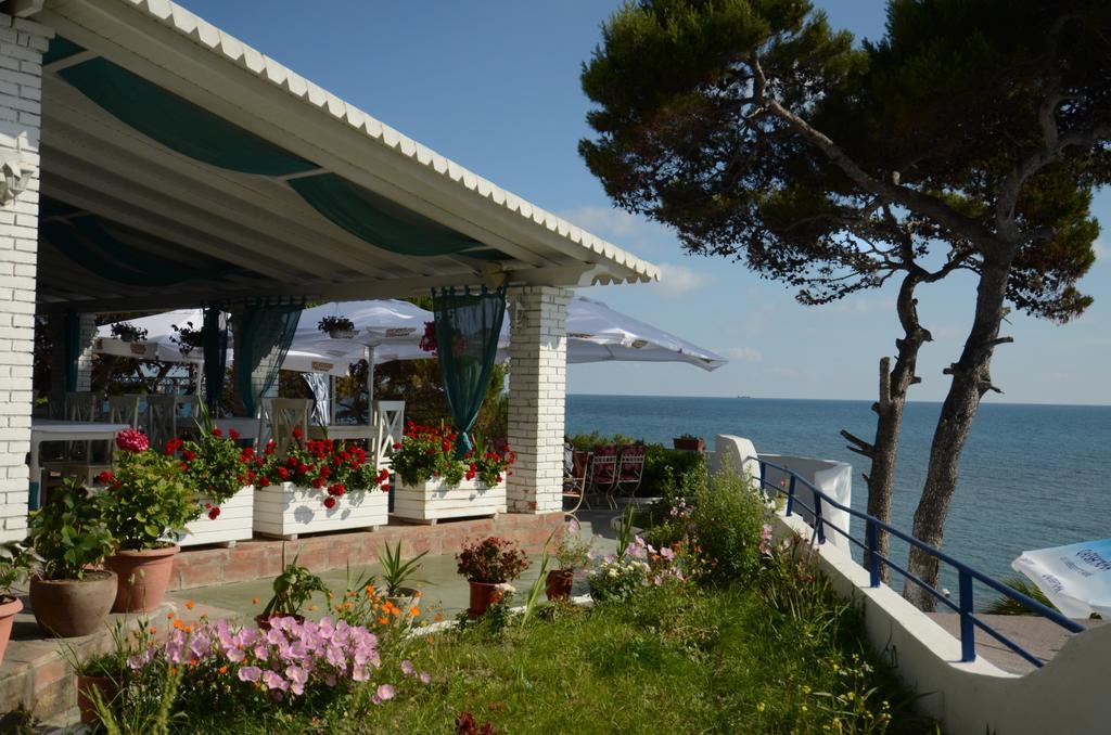 West Beach Apartment Dıraç Dış mekan fotoğraf