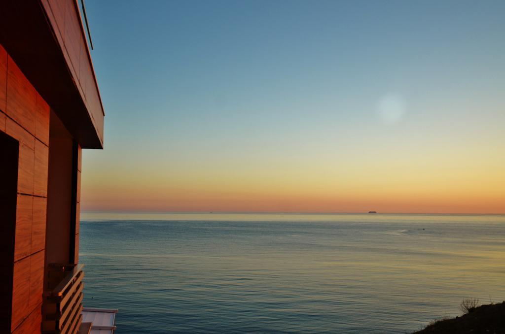 West Beach Apartment Dıraç Dış mekan fotoğraf