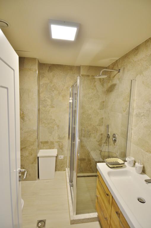 West Beach Apartment Dıraç Dış mekan fotoğraf